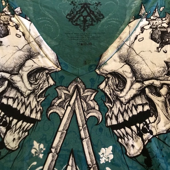 Top - Picture 2 of 4